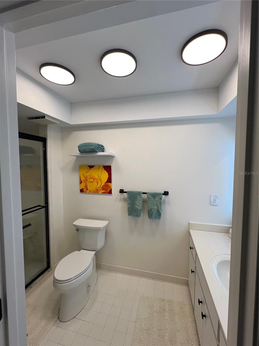 Image 26 of 50 For 3919 Glen Oaks Manor Drive