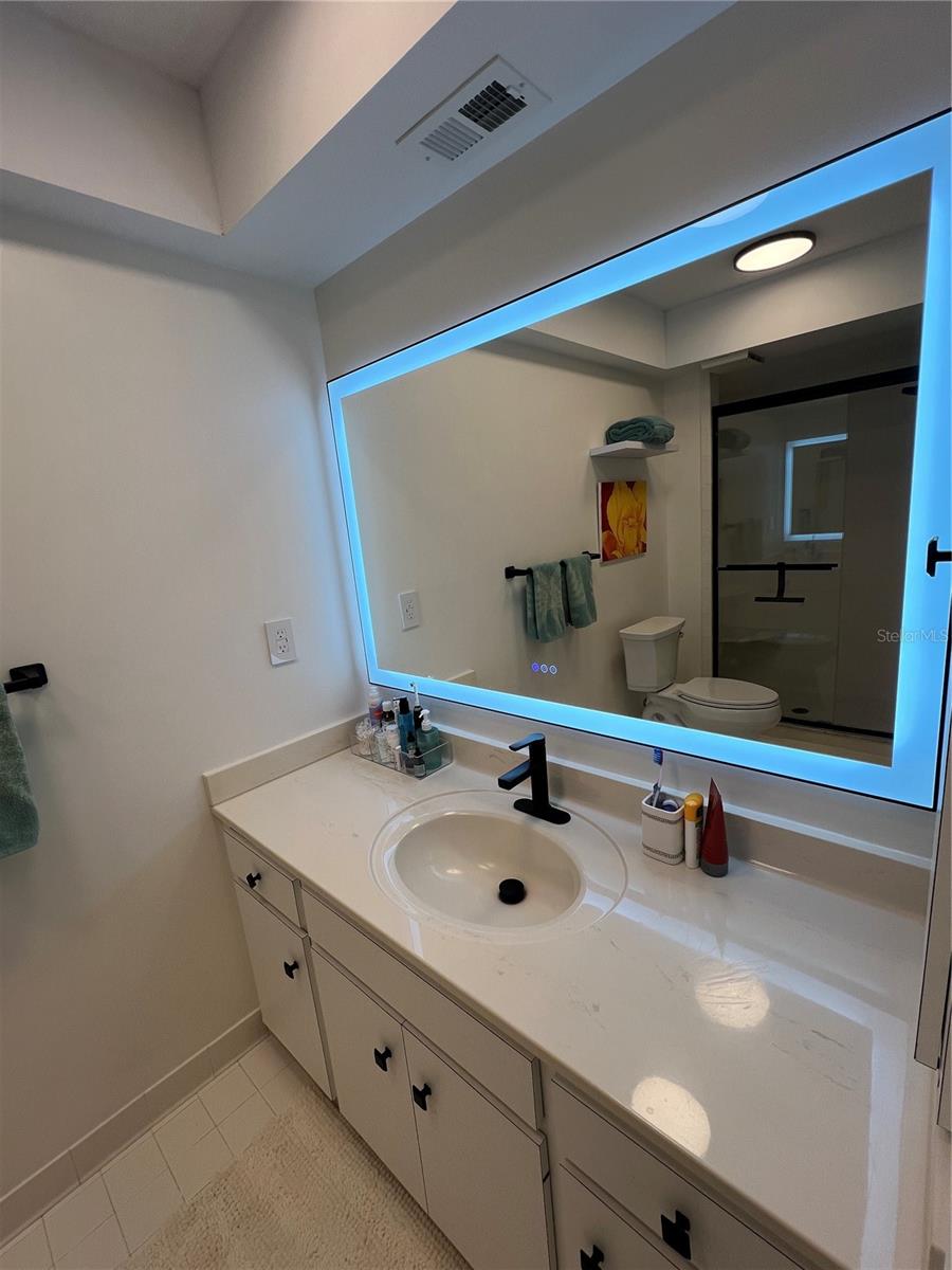 Image 27 of 50 For 3919 Glen Oaks Manor Drive