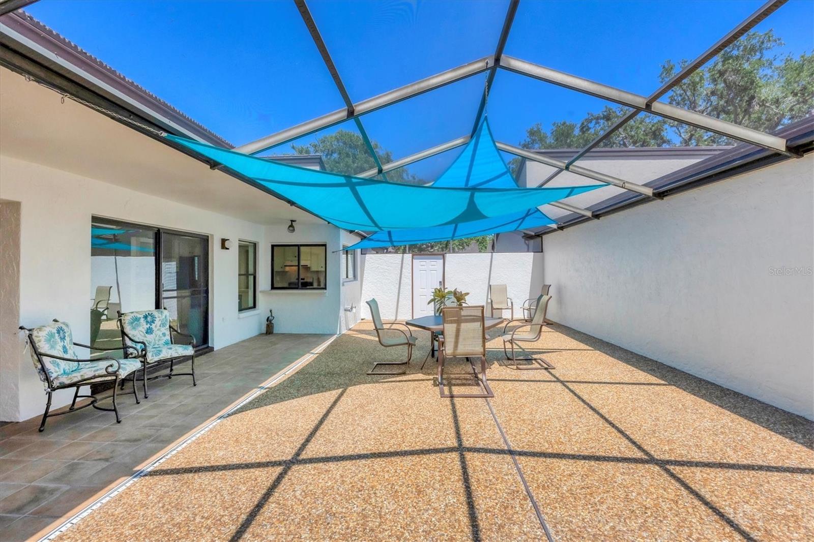 Image 35 of 50 For 3919 Glen Oaks Manor Drive