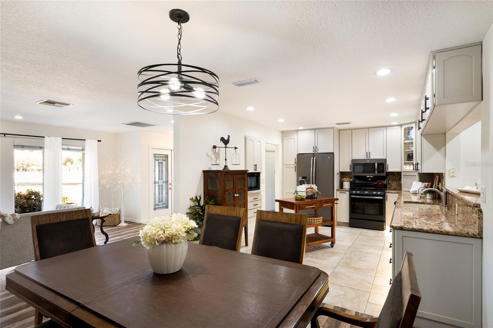 Image 22 of 92 For 1516 Fox Creek Drive