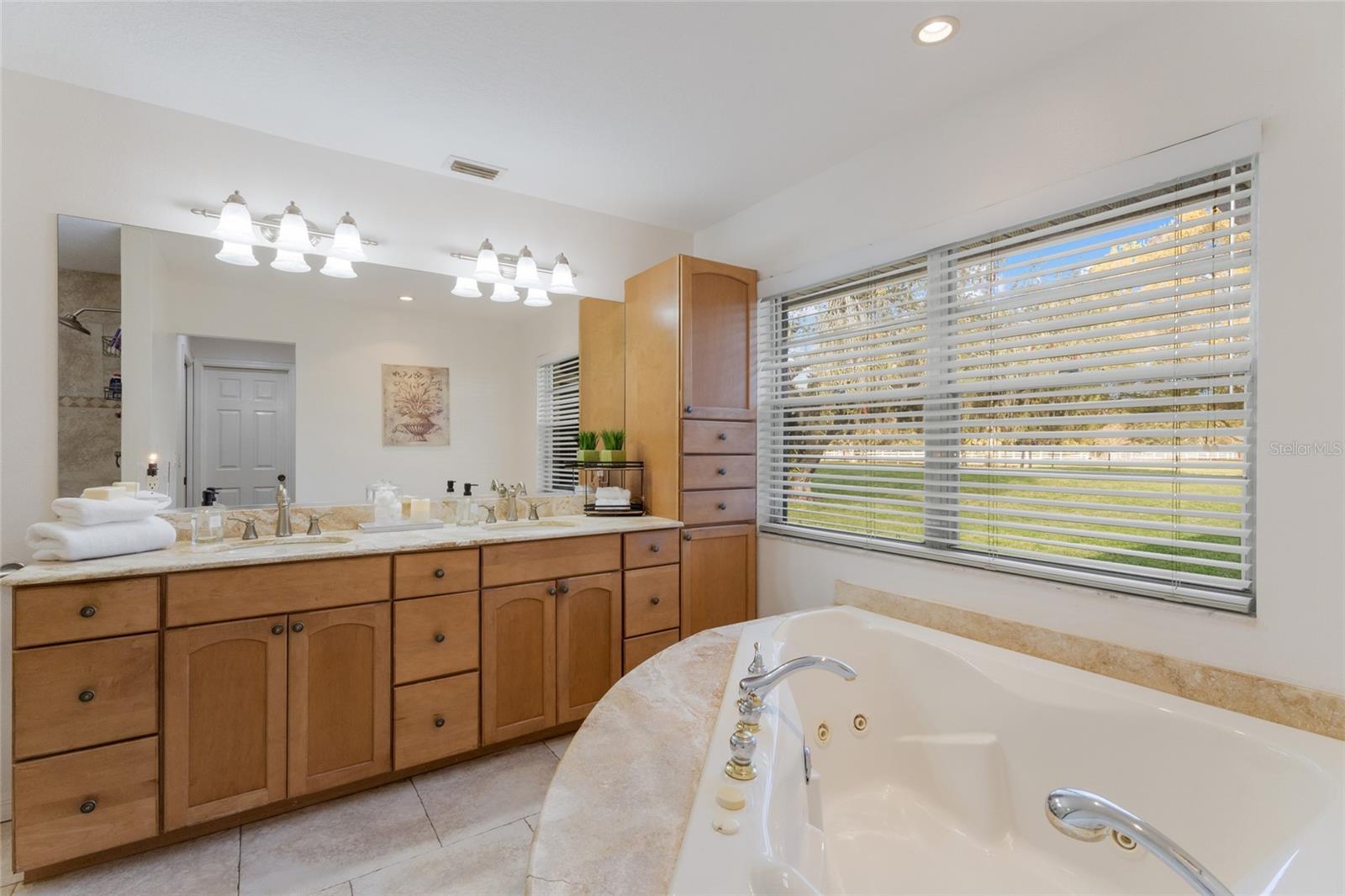 Image 43 of 92 For 1516 Fox Creek Drive