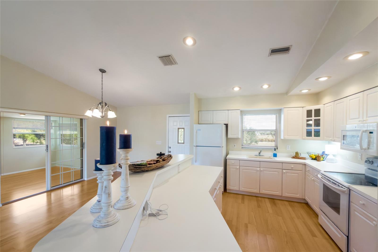 Image 70 of 92 For 1516 Fox Creek Drive