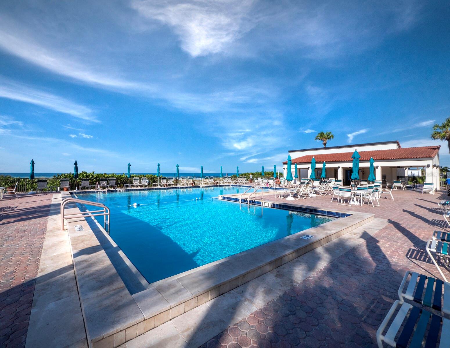 Image 28 of 38 For 2055 Gulf Of Mexico Drive G2-102