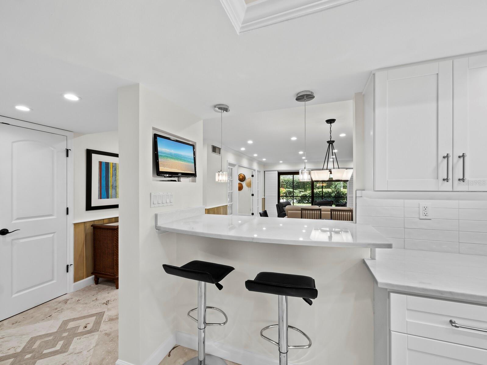 Image 8 of 38 For 2055 Gulf Of Mexico Drive G2-102