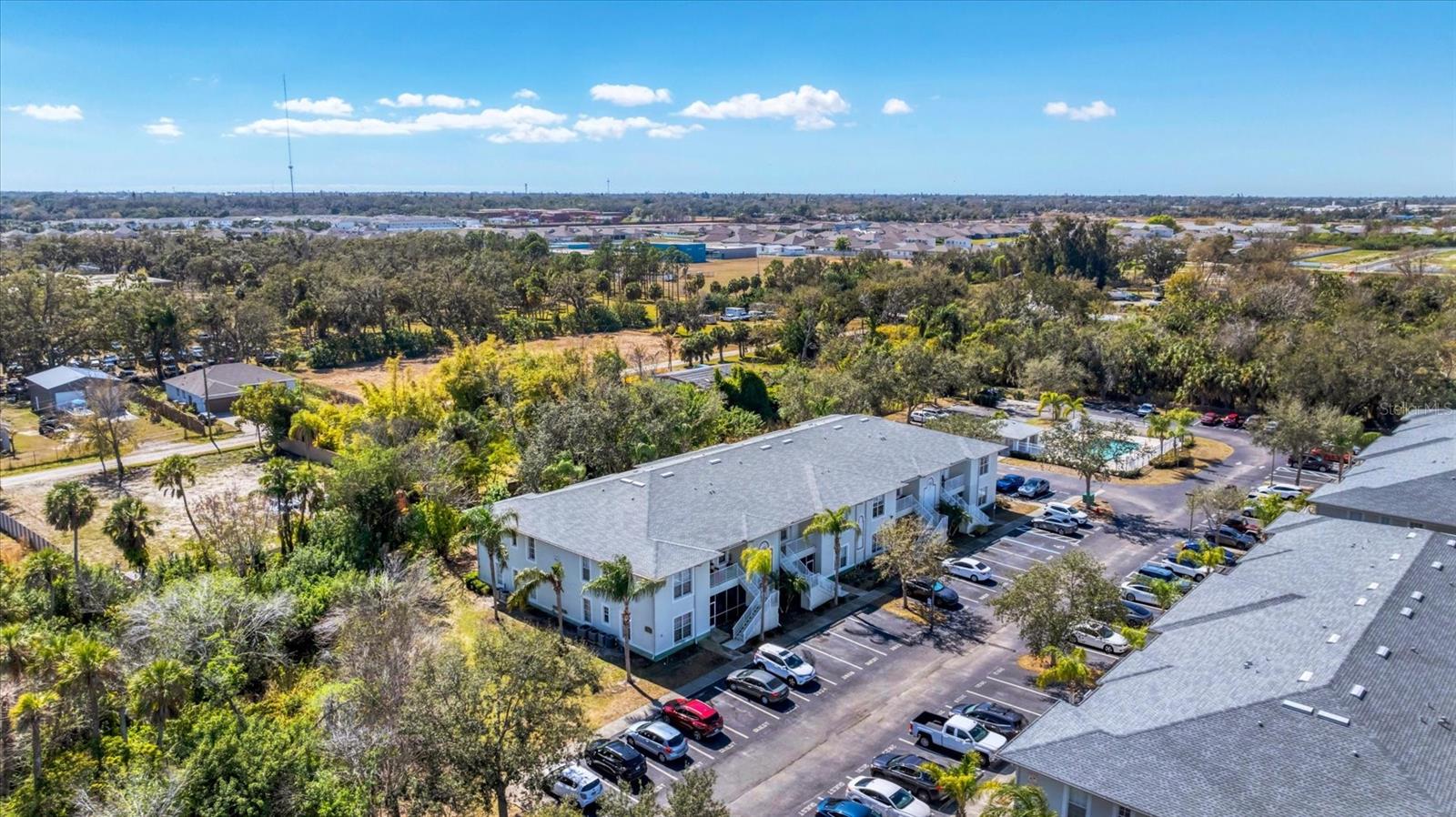 Image 7 of 36 For 2628 River Preserve Court 2628