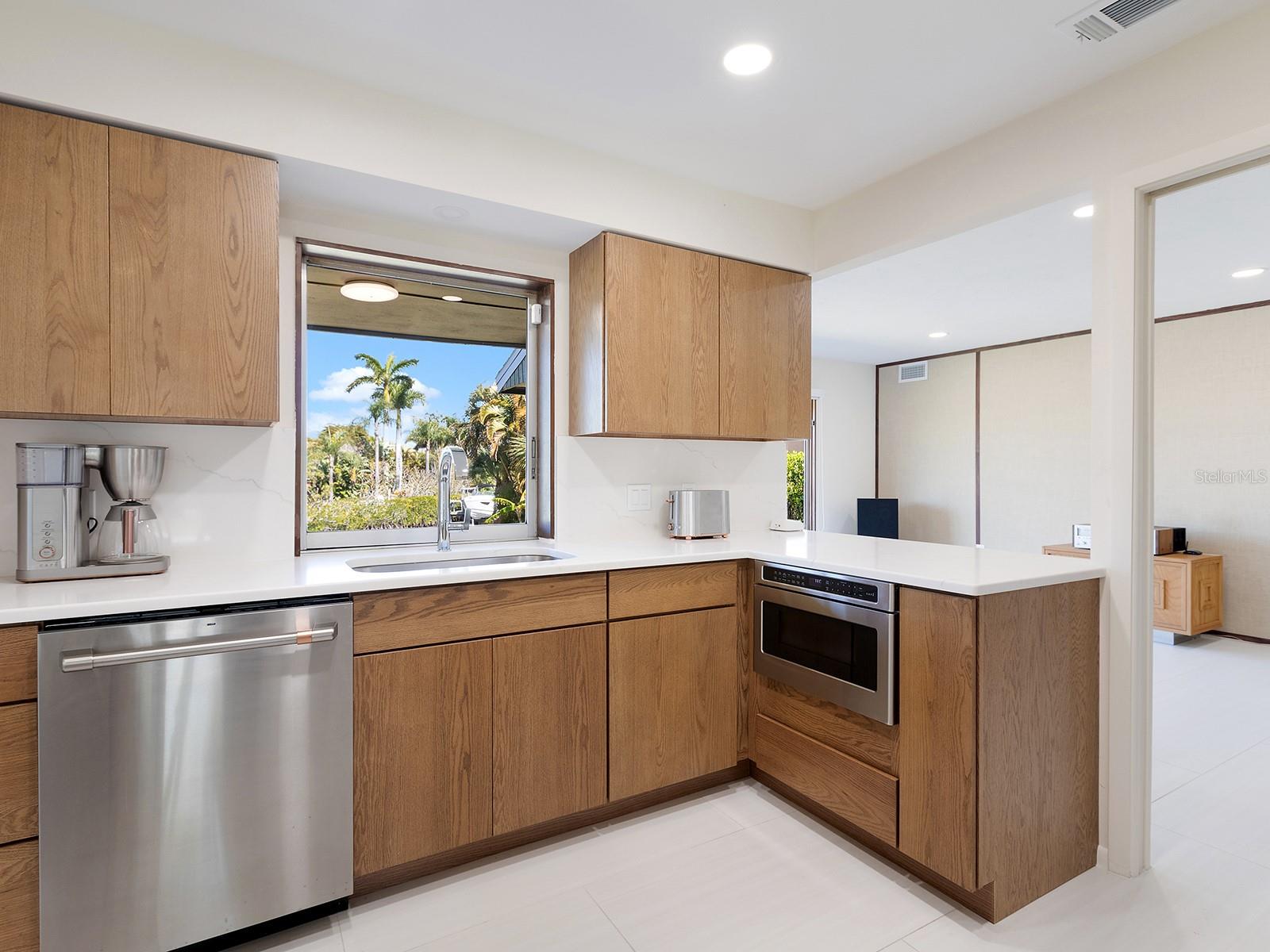 Image 16 of 34 For 5669 America Drive