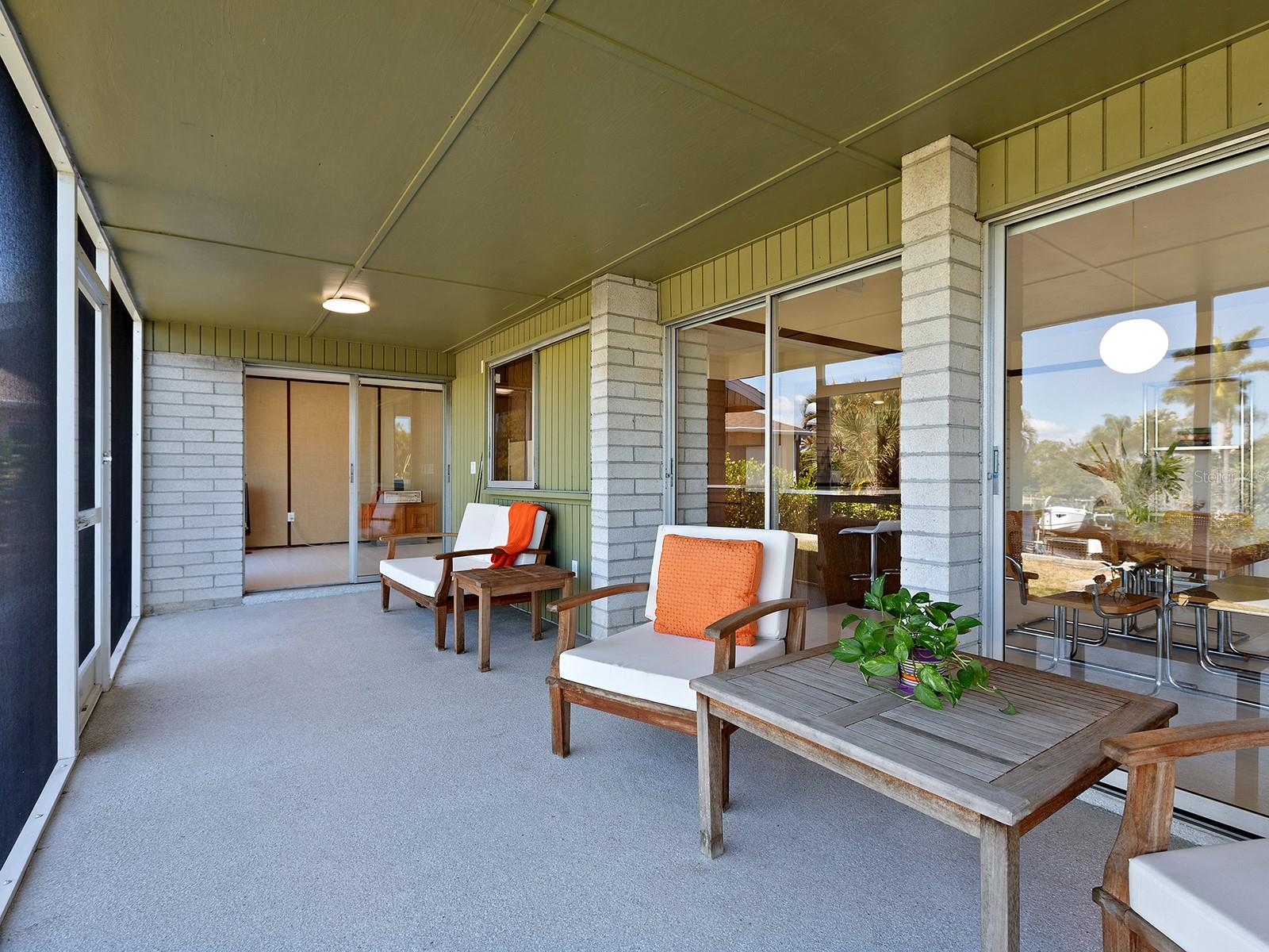 Image 24 of 34 For 5669 America Drive