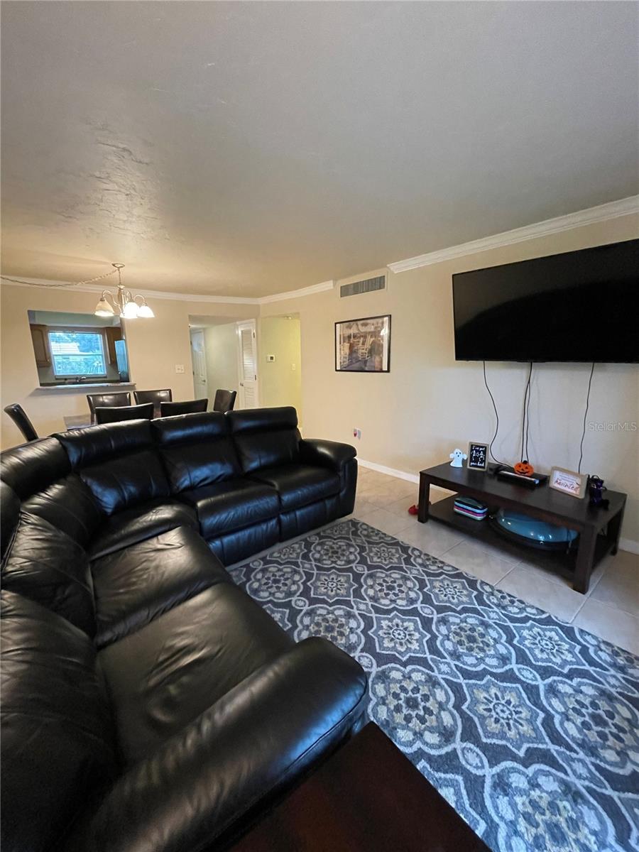 Image 6 of 38 For 918 La Costa Circle 3