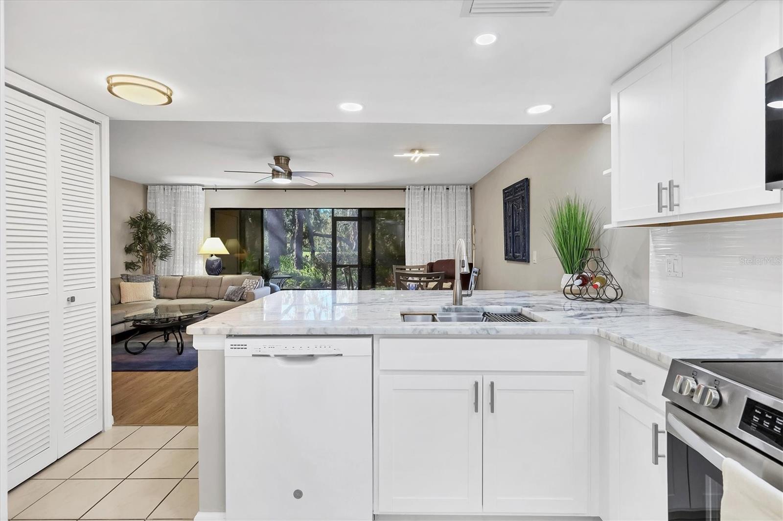 Image 21 of 71 For 3041 Quail Hollow 27