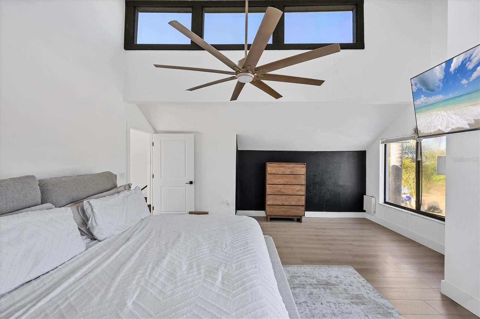 Image 21 of 66 For 4760 Meredith Lane