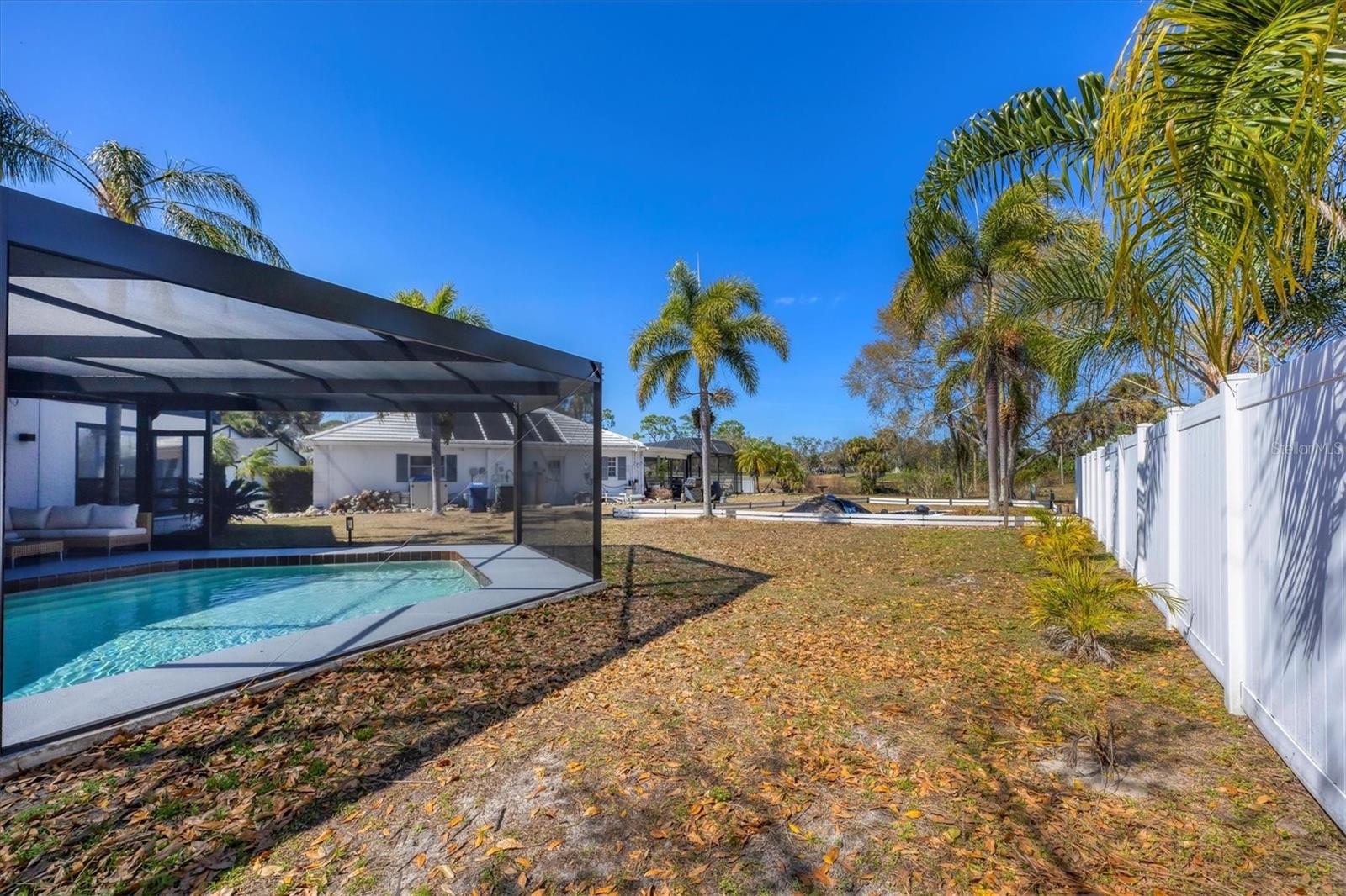 Image 42 of 66 For 4760 Meredith Lane