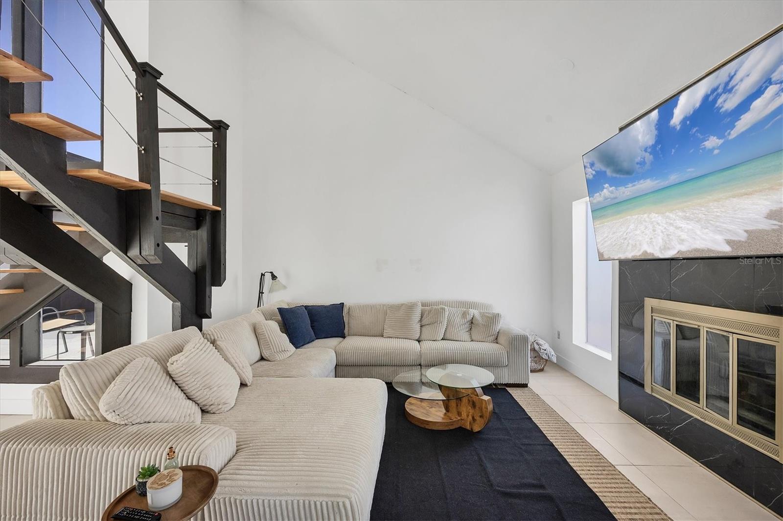 Image 9 of 66 For 4760 Meredith Lane