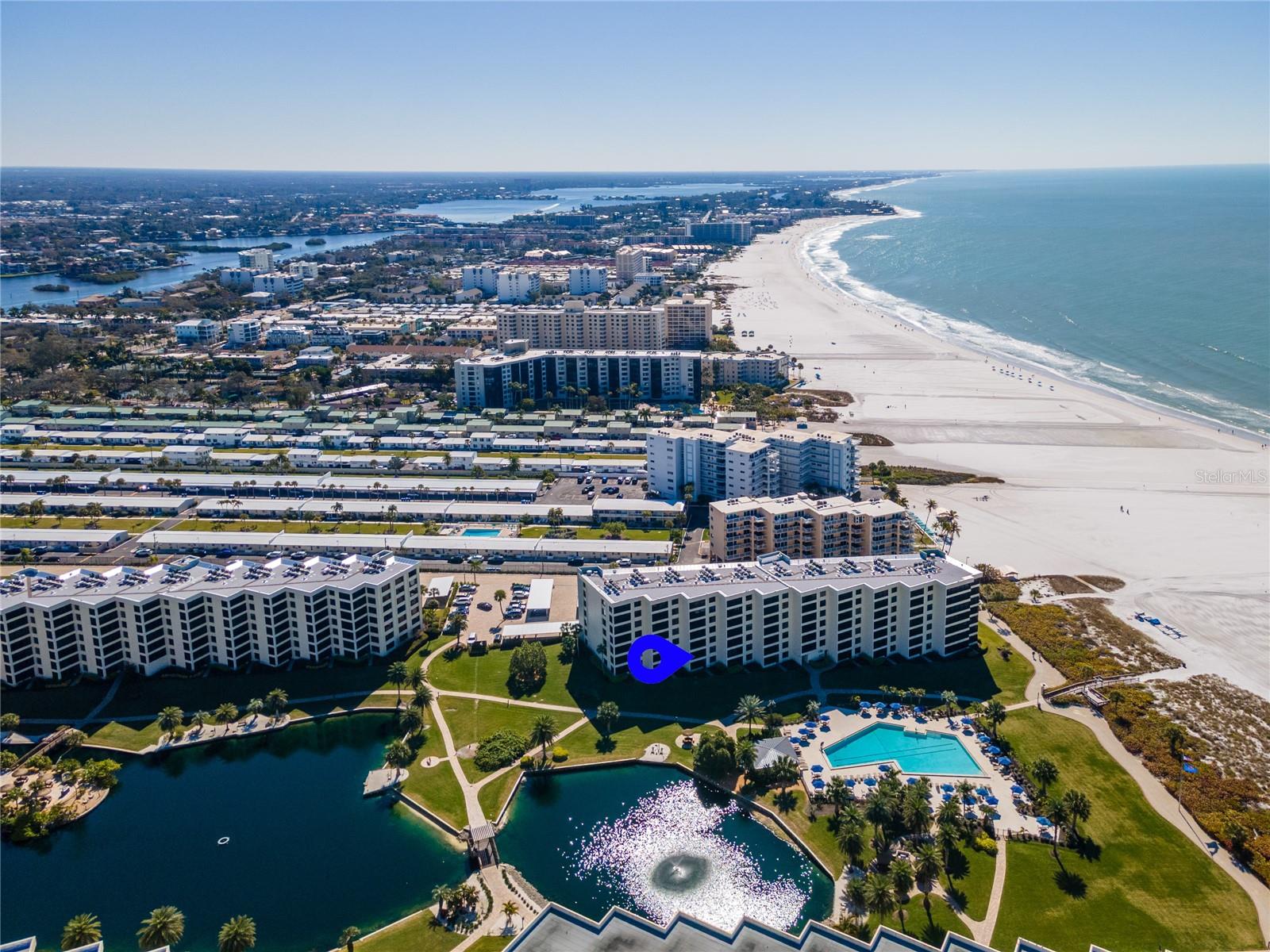 Image 6 of 46 For 5790 Midnight Pass Road 208