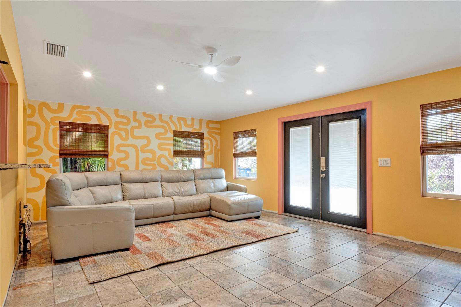 Image 16 of 56 For 3510 4th Avenue W