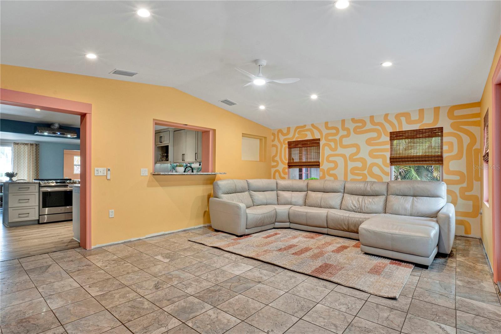 Image 17 of 56 For 3510 4th Avenue W