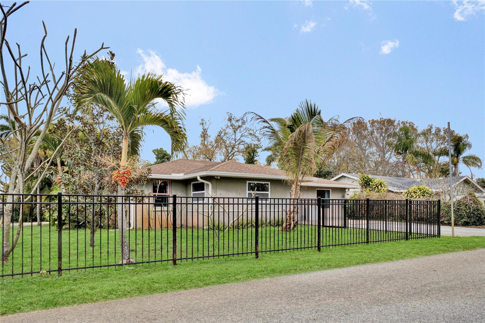 Image 43 of 56 For 3510 4th Avenue W