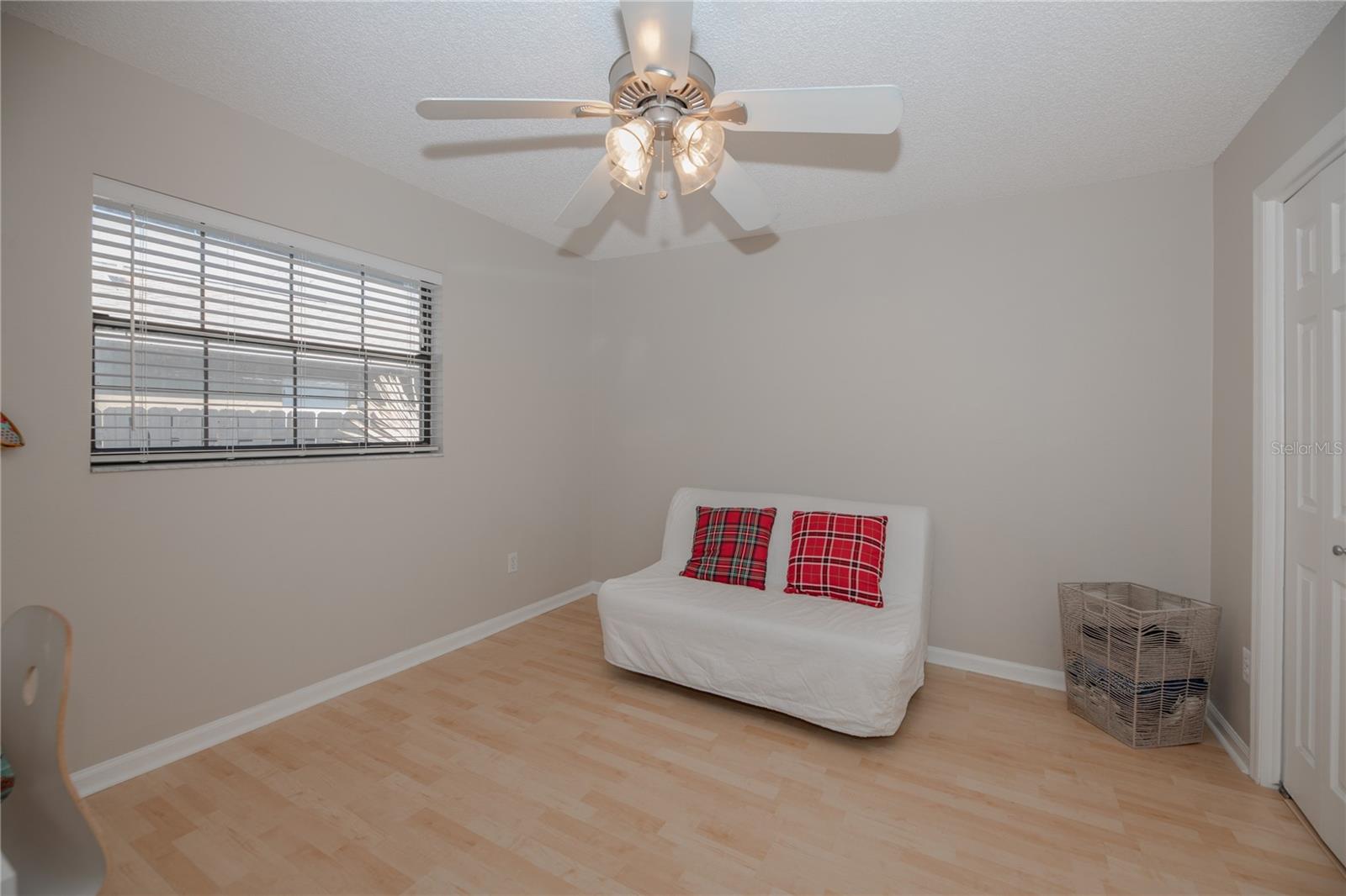 Image 31 of 42 For 4190 Arrow Avenue