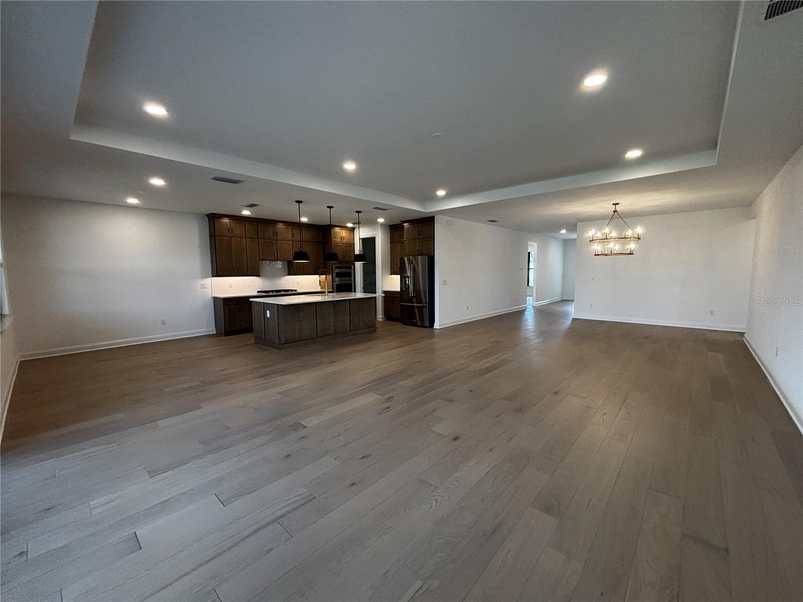 Listing photo id 10 for 5790 Freestone Circle