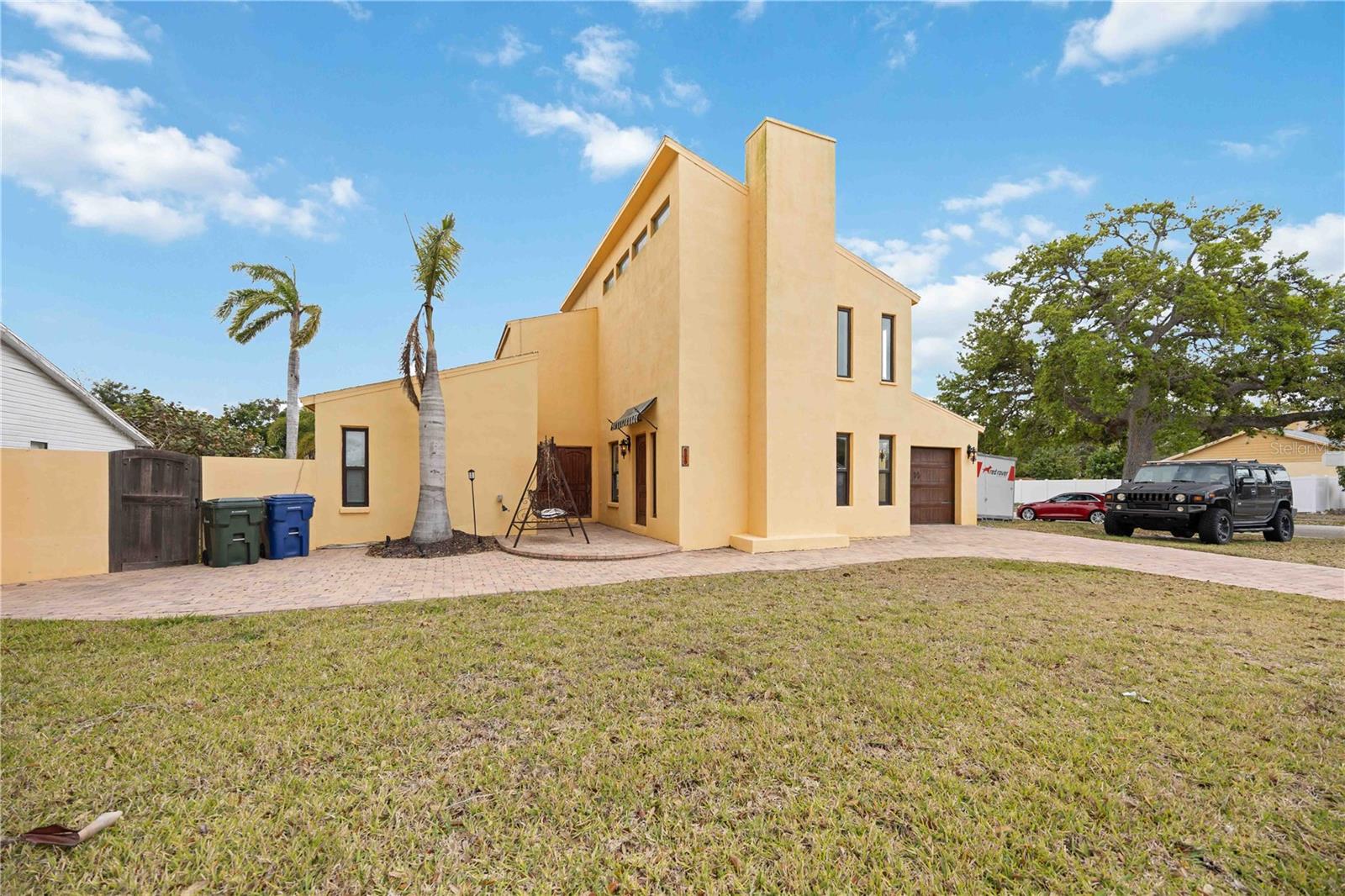 Image 2 of 46 For 6515 Mauna Loa Boulevard