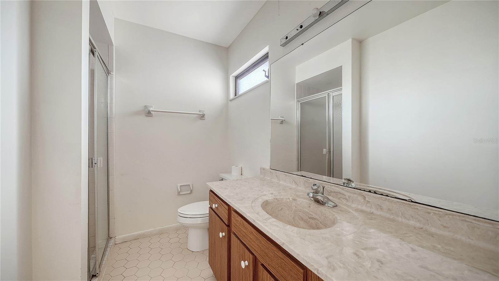 Image 17 of 39 For 2491 Crispin Court G3