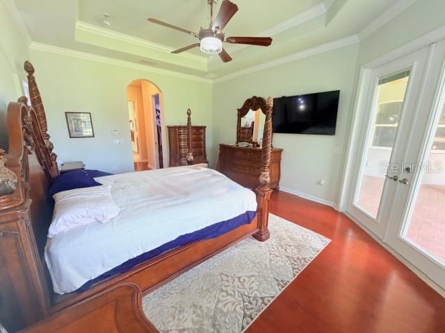 Image 10 of 60 For 16214 Mulholland Road