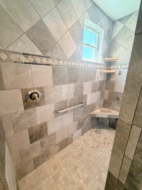 Image 15 of 60 For 16214 Mulholland Road