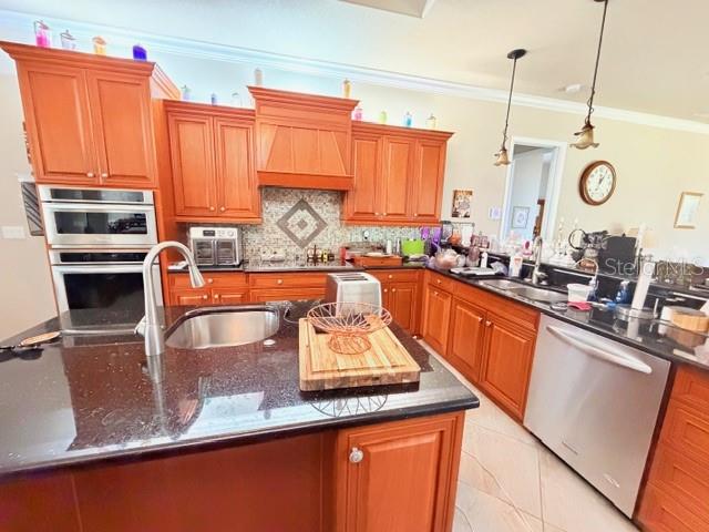 Image 25 of 60 For 16214 Mulholland Road