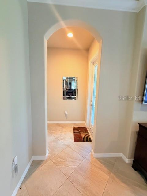 Image 37 of 60 For 16214 Mulholland Road