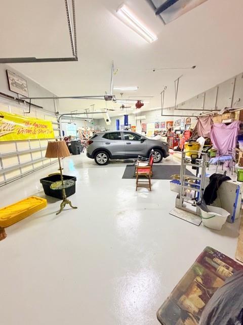 Image 43 of 60 For 16214 Mulholland Road