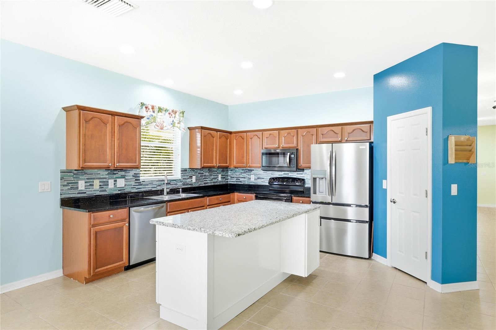 Image 16 of 44 For 7817 112th Avenue E