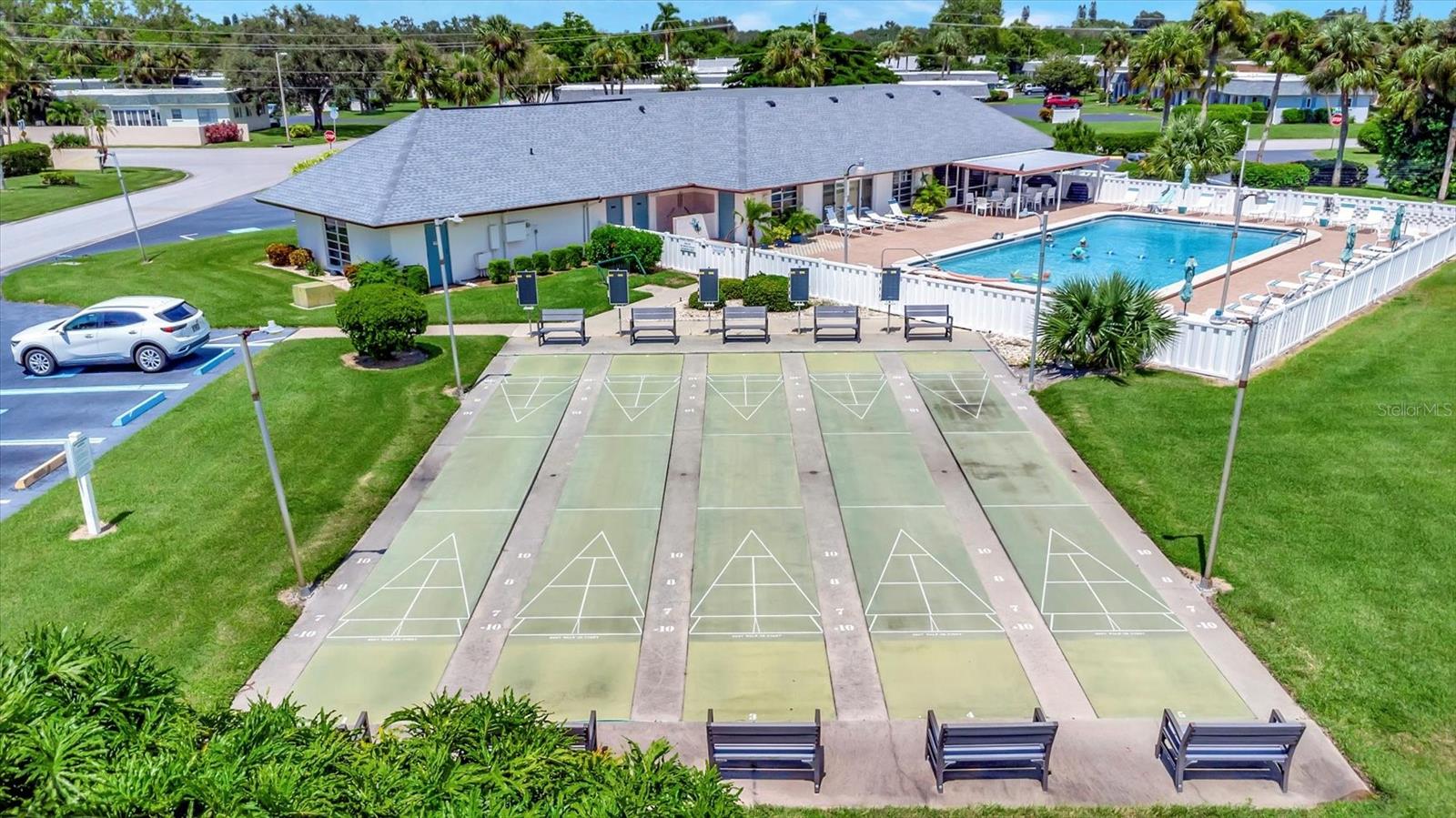 Image 7 of 52 For 4105 35th Avenue W 3