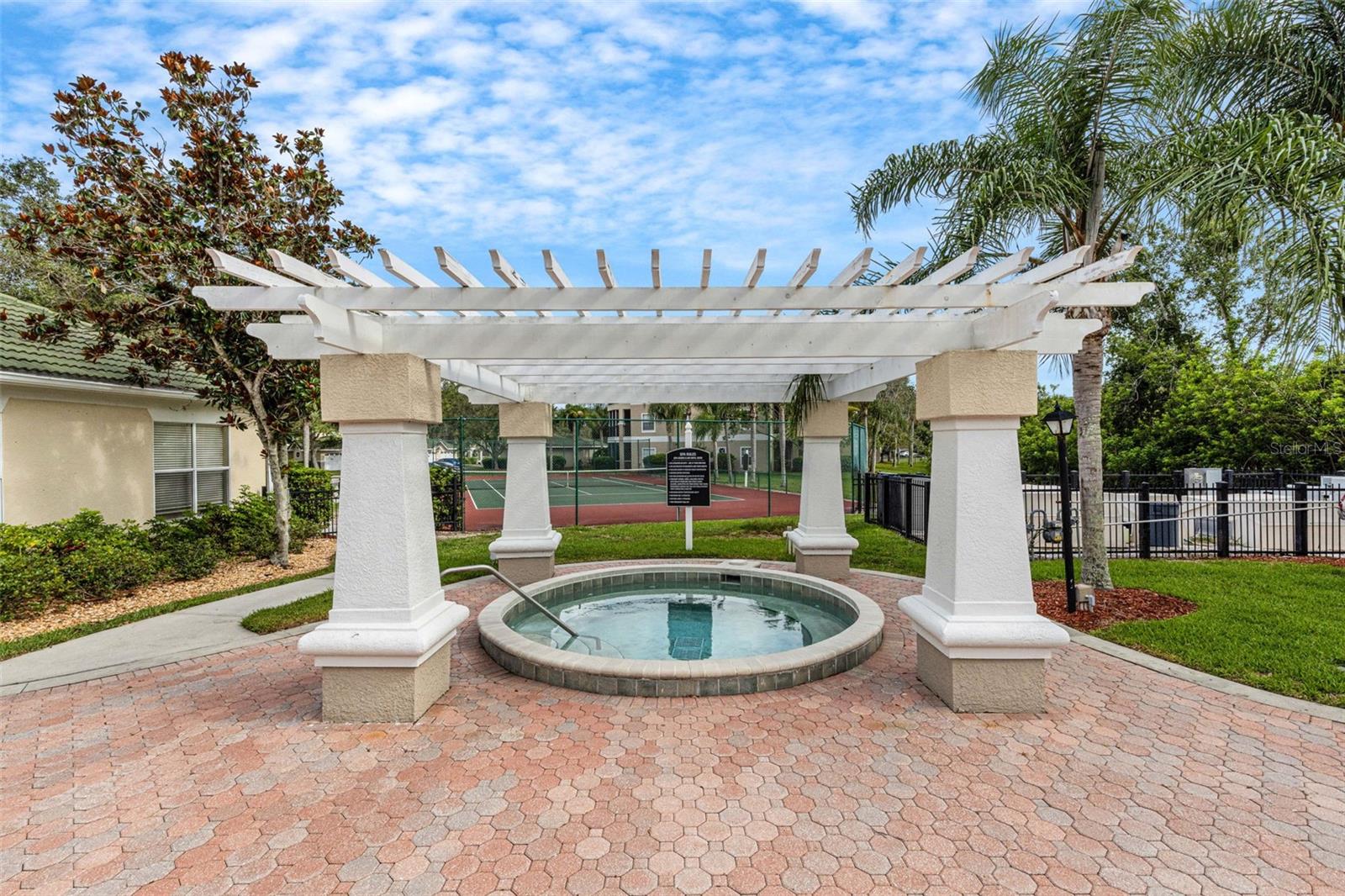 Image 30 of 40 For 5122 Northridge Road 112