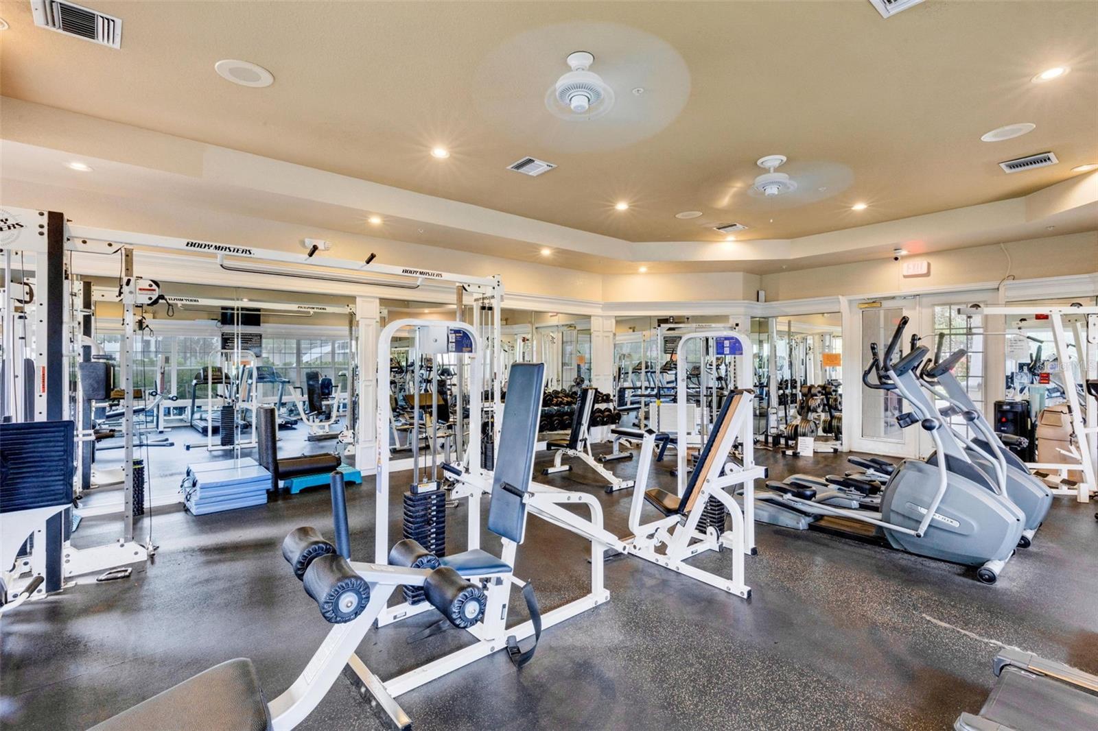 Image 35 of 40 For 5122 Northridge Road 112