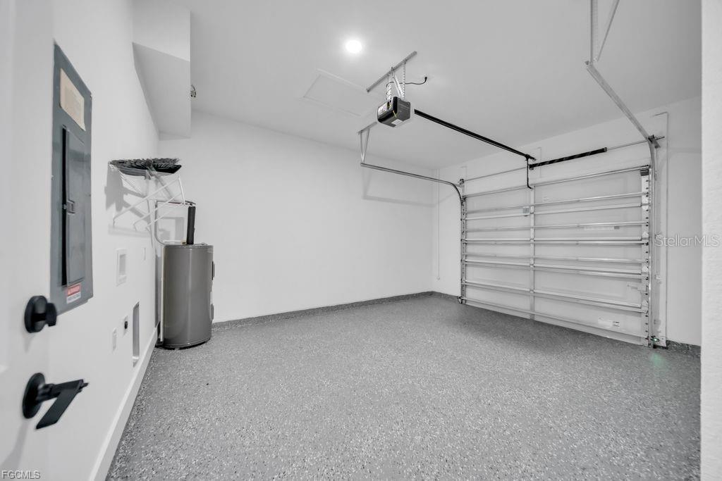 Image 23 of 50 For 225-227 Homer Avenue S