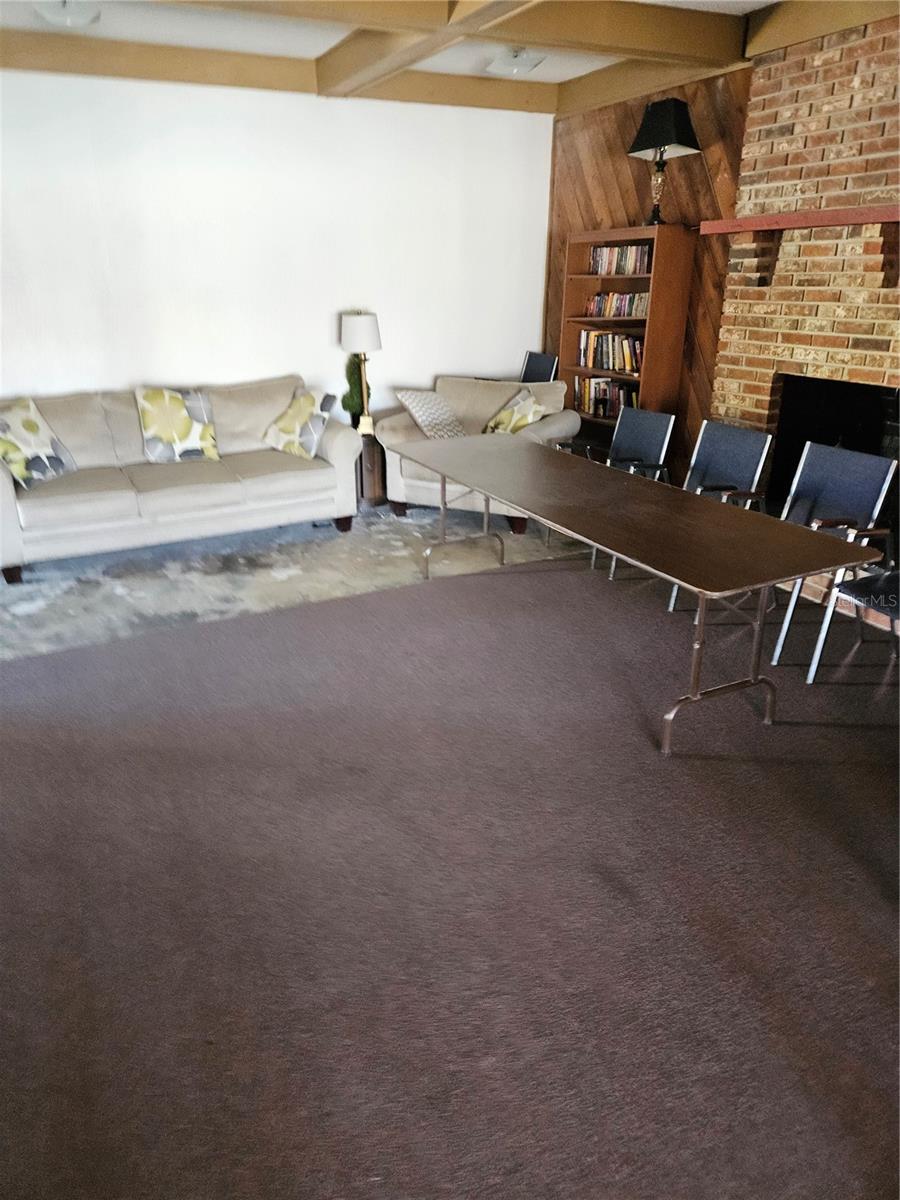 Image 14 of 19 For 2744 Hidden Lake Boulevard C