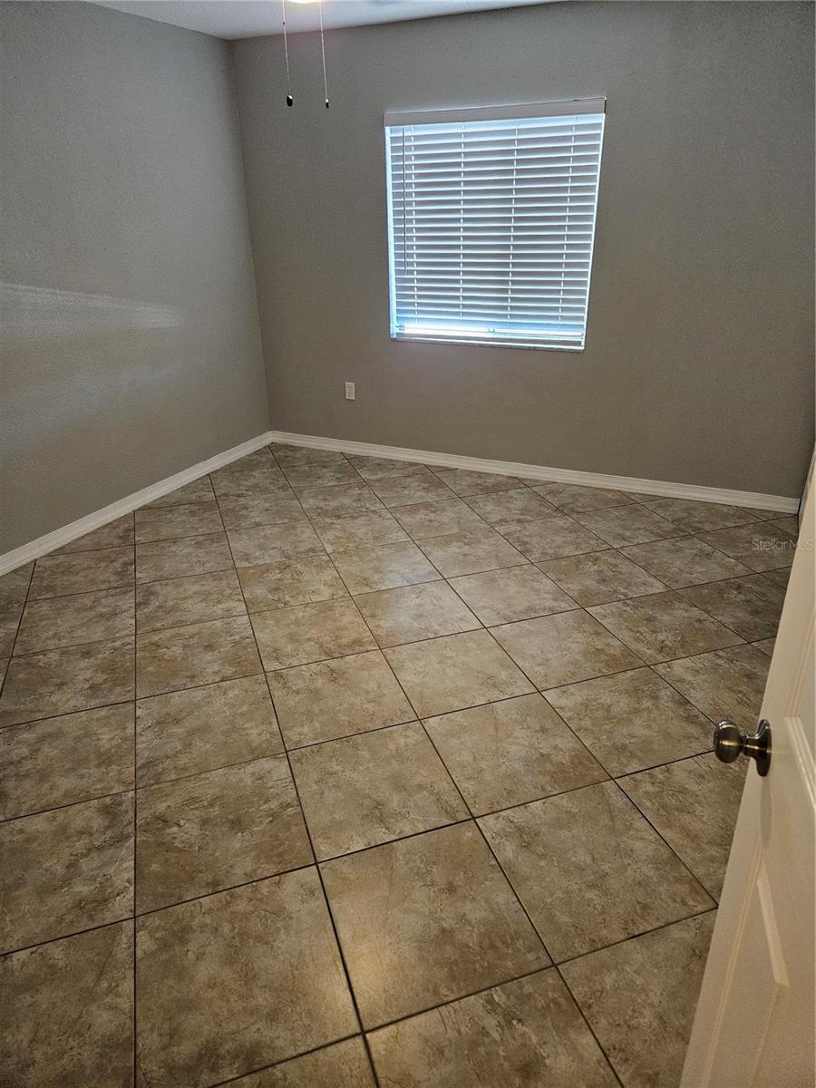 Image 3 of 19 For 2744 Hidden Lake Boulevard C