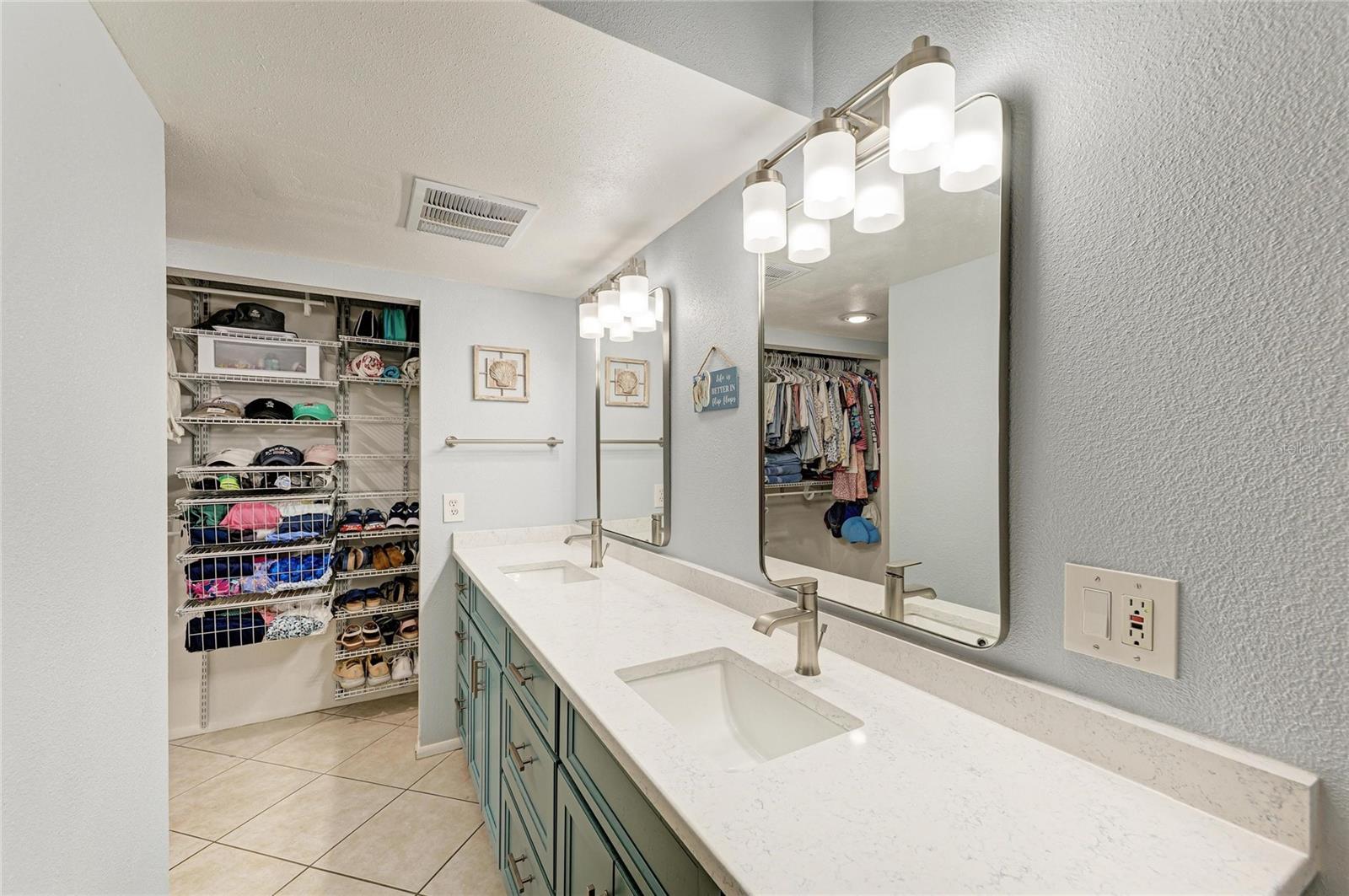 Image 24 of 75 For 3486 51st Avenue Cir W  254