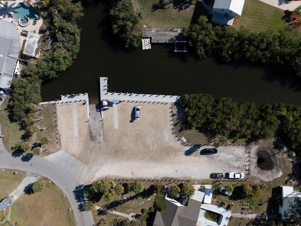 Image 13 of 19 For 360 Orchid Drive