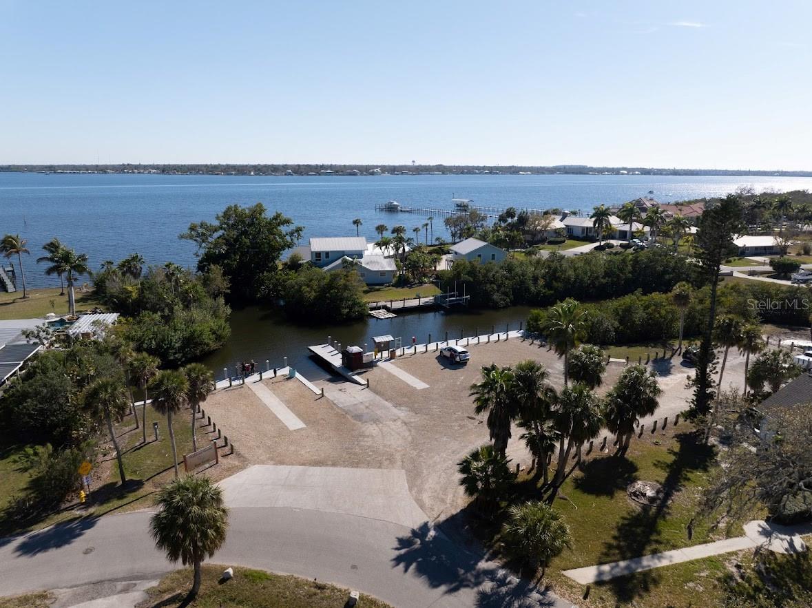 Image 16 of 19 For 360 Orchid Drive