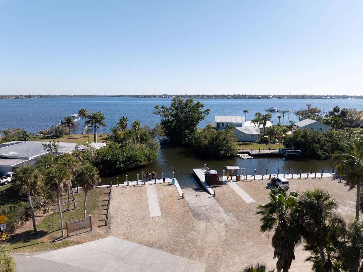 Image 17 of 19 For 360 Orchid Drive