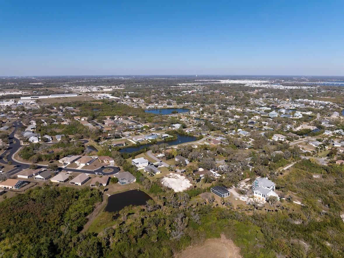 Image 5 of 19 For 360 Orchid Drive