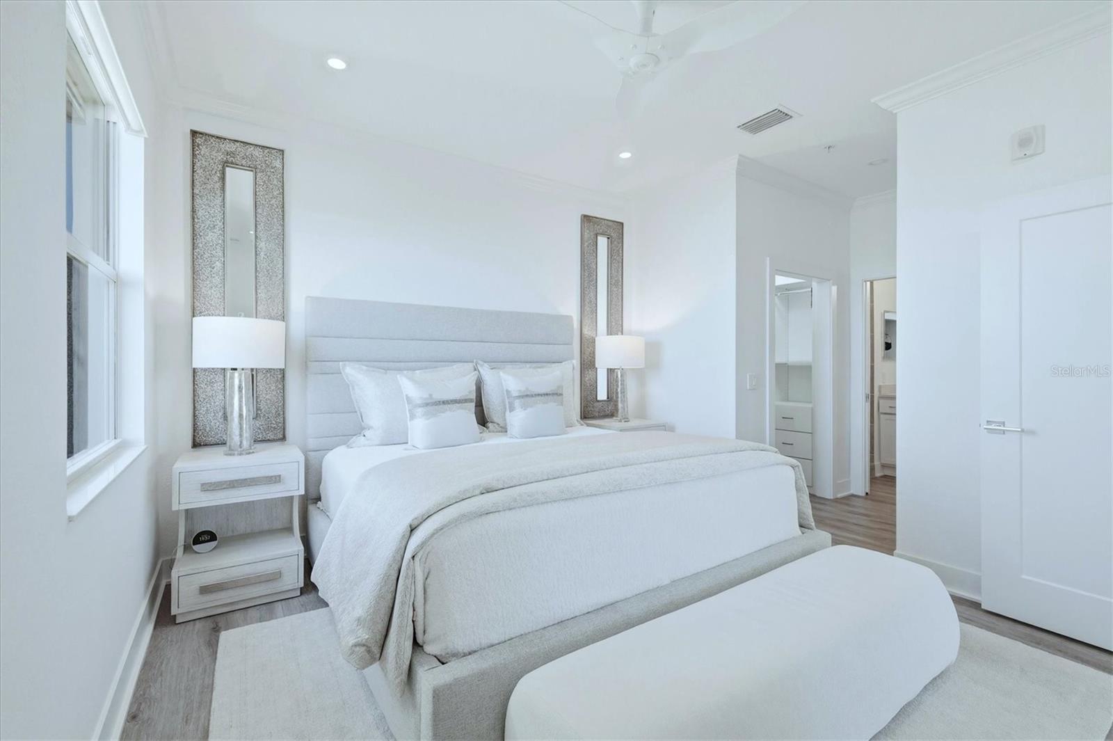 Image 28 of 54 For 850 Tidewater Shores Loop 301