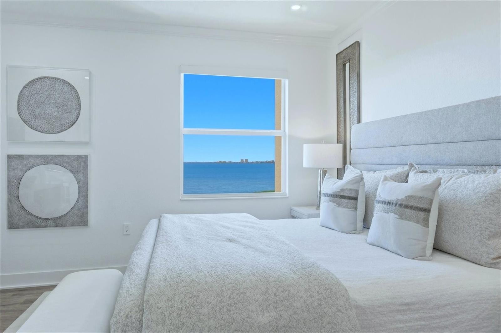 Image 29 of 54 For 850 Tidewater Shores Loop 301