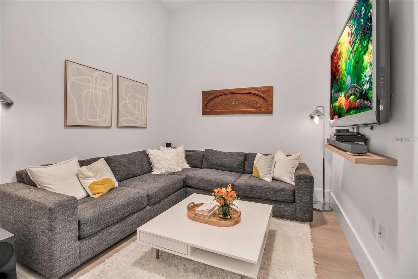 Image 18 of 31 For 301 Quay  503