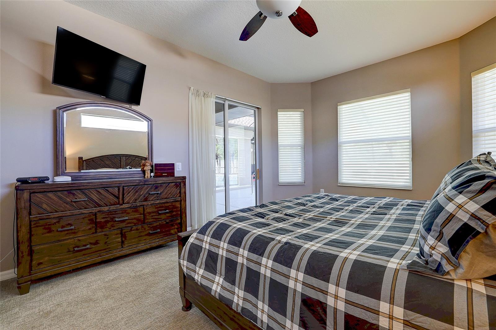 Image 19 of 50 For 11447 57th Street E