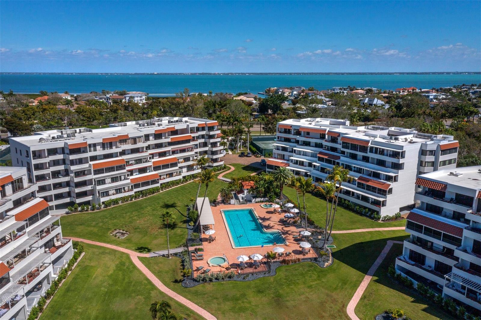 Image 49 of 65 For 1445 Gulf Of Mexico Drive 103