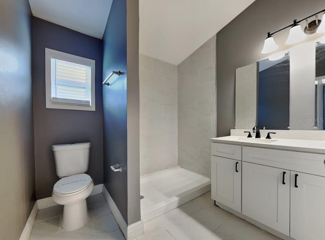 Image 9 of 17 For 2418 Radnor Avenue