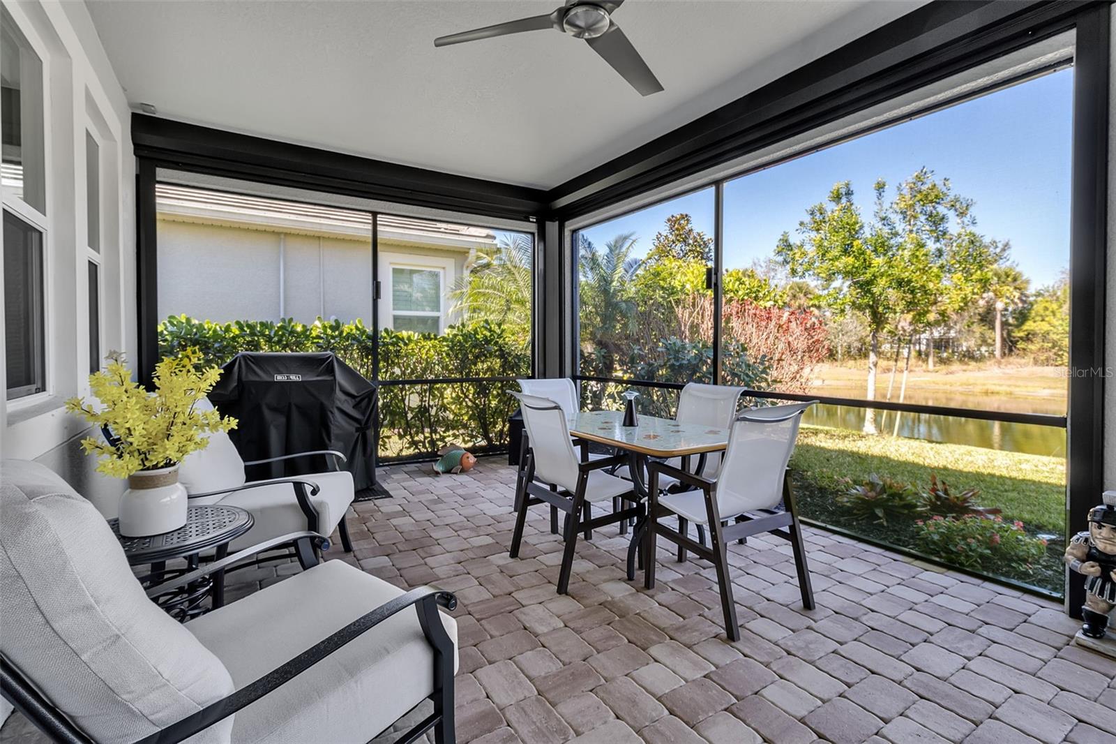 Image 27 of 49 For 5649 Long Shore Loop