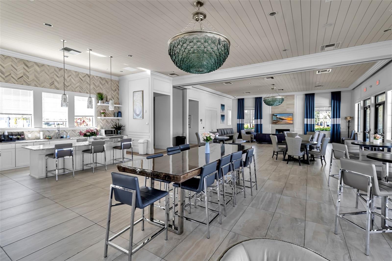 Image 47 of 49 For 5649 Long Shore Loop