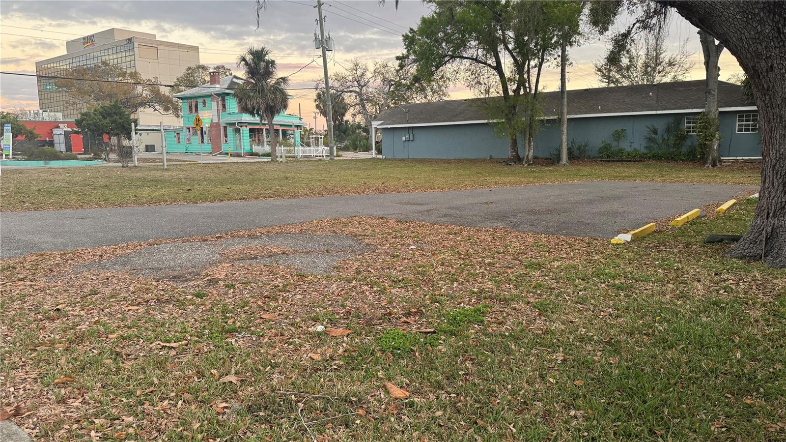 Image 7 of 7 For 1505 6th Avenue W